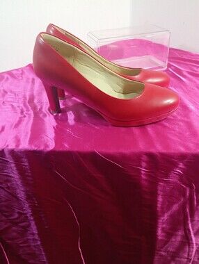 DREAM PAIRS Womens SZ 11 LowHeel Pump Shoes Round Toe Slip On Dress Shoes In Red